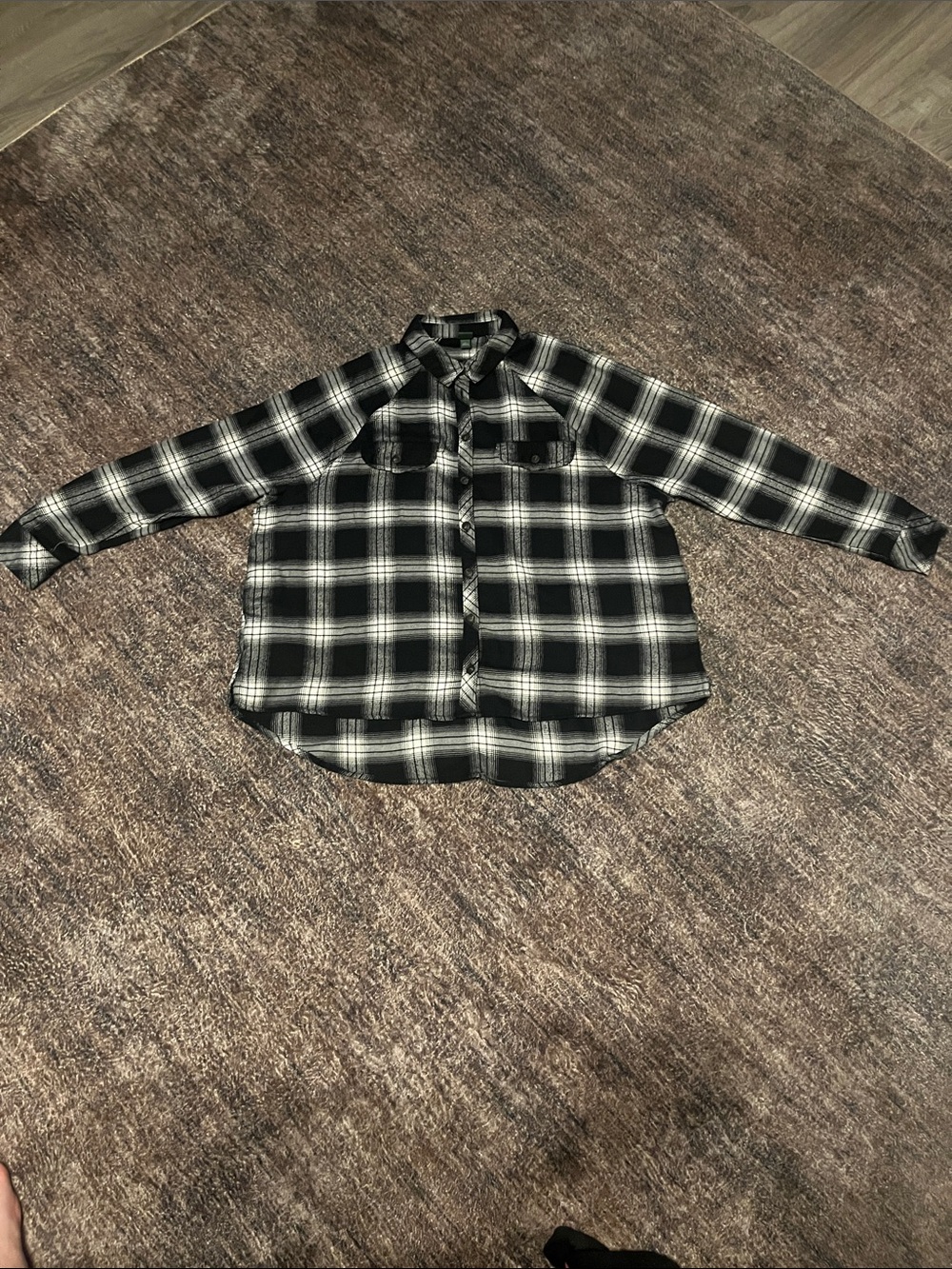 Wild Fable Black and White Plaid Button-Up Shirt for Women with Hidden Pockets
